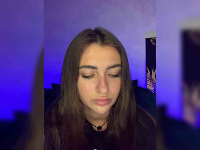 WILDGIRL webcam