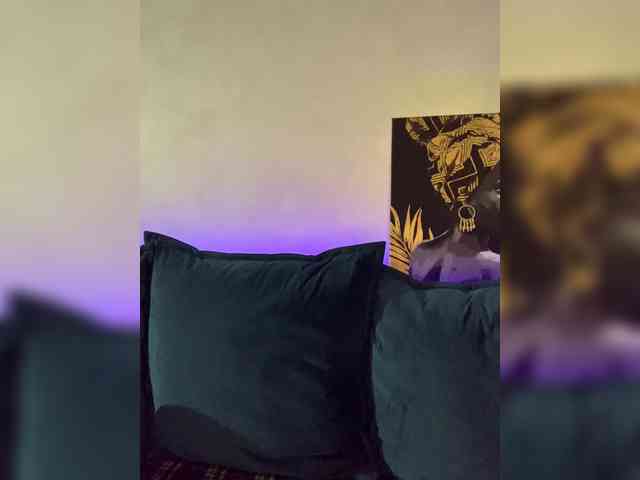 WILDGIRL webcam