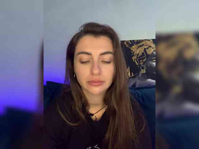 WILDGIRL webcam