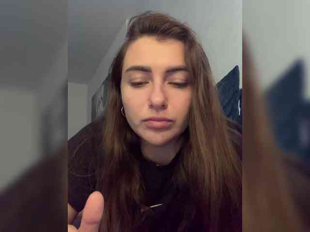 WILDGIRL webcam