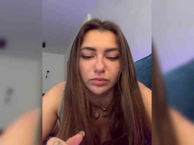 WILDGIRL webcam