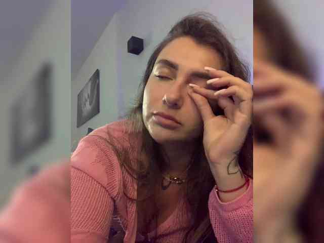 WILDGIRL webcam