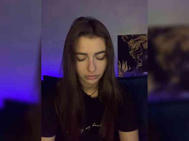 WILDGIRL webcam