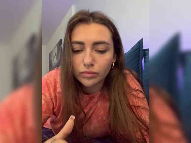 WILDGIRL webcam