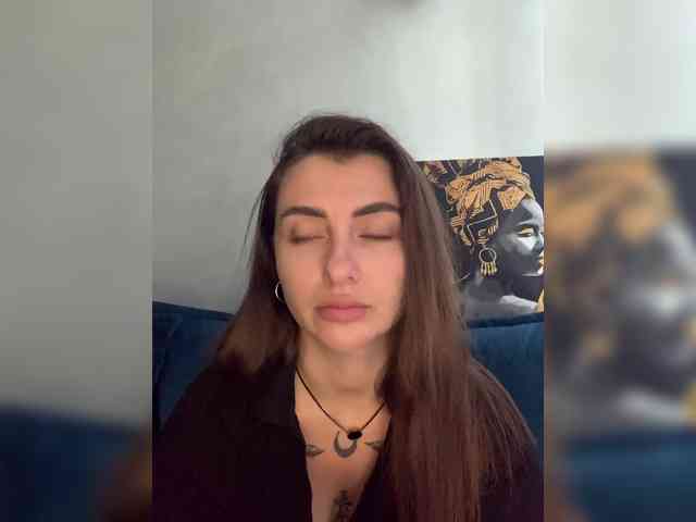 WILDGIRL webcam