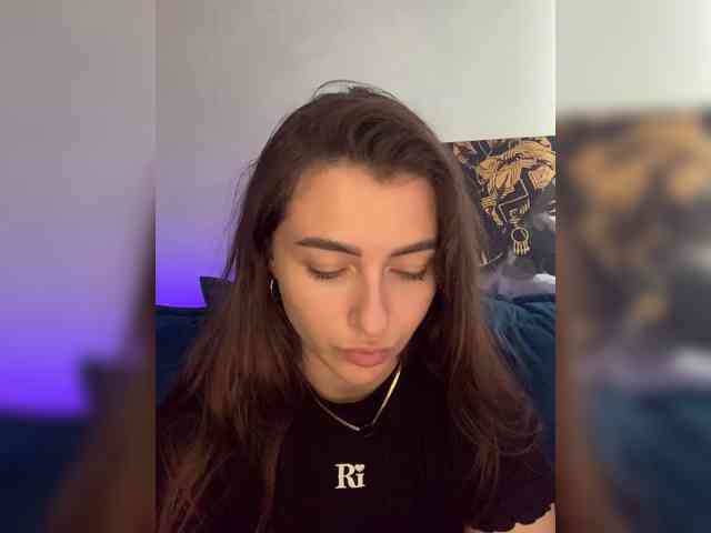 WILDGIRL webcam