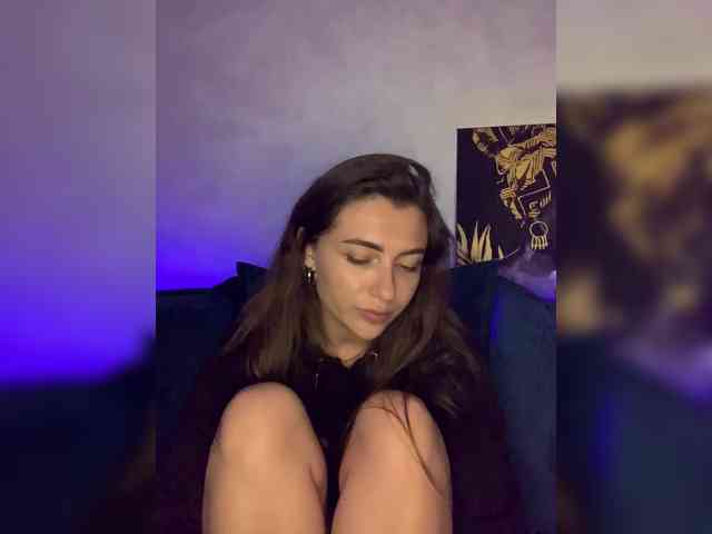 WILDGIRL webcam