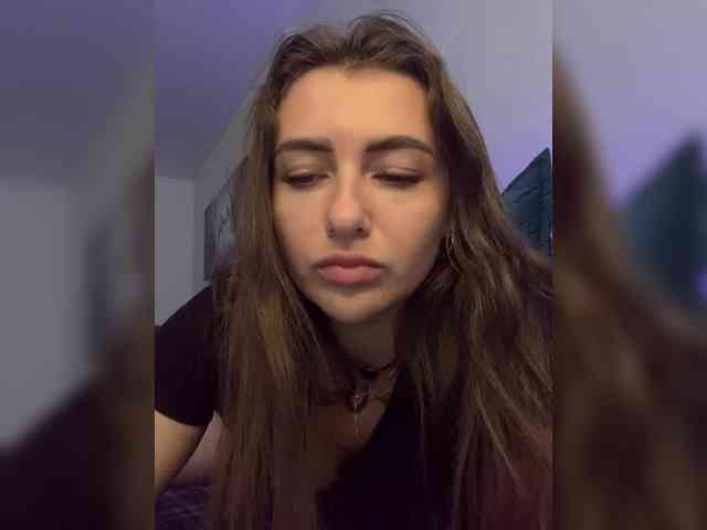 WILDGIRL webcam