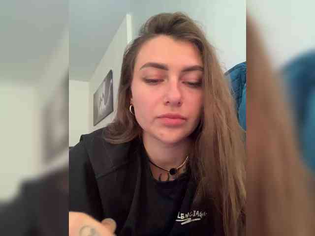 WILDGIRL webcam