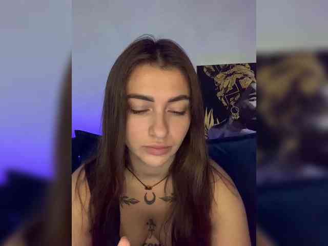 WILDGIRL webcam