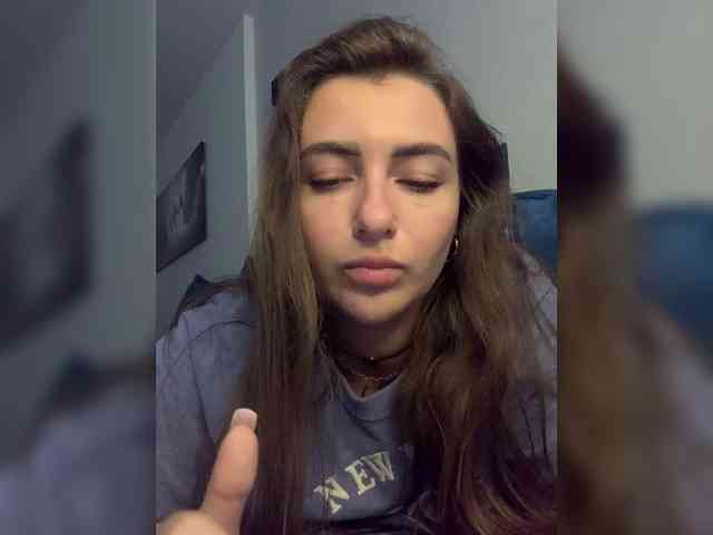 WILDGIRL webcam