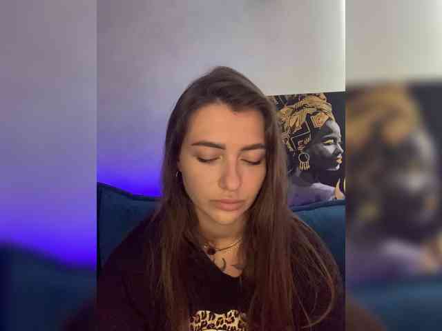WILDGIRL webcam
