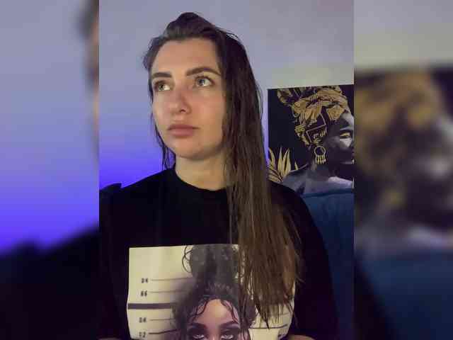 WILDGIRL webcam