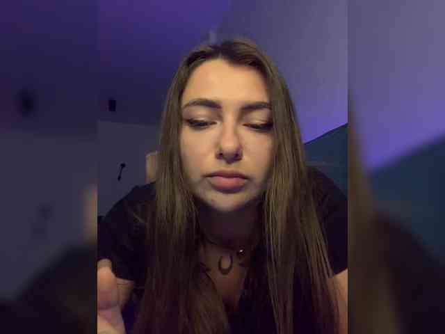 WILDGIRL webcam