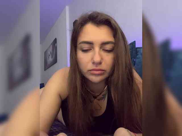WILDGIRL webcam