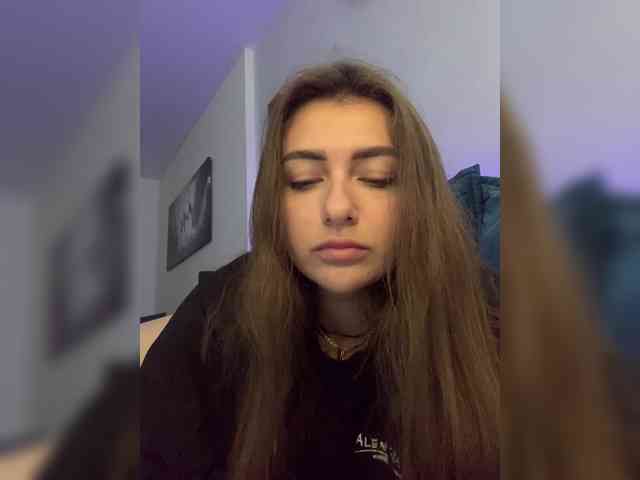 WILDGIRL webcam