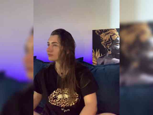 WILDGIRL webcam