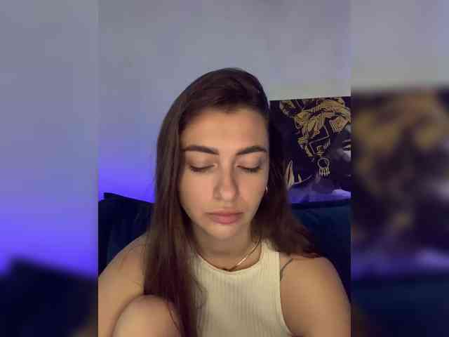 WILDGIRL webcam