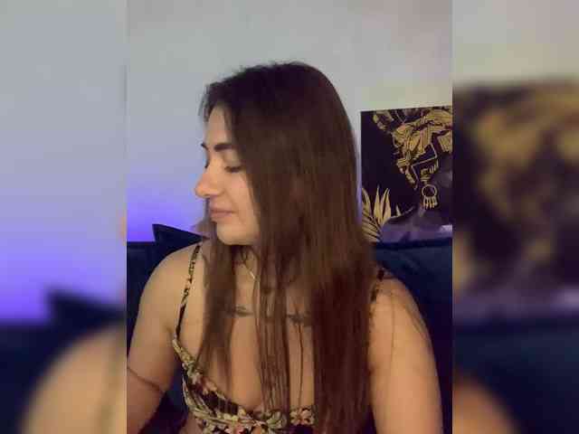 WILDGIRL webcam