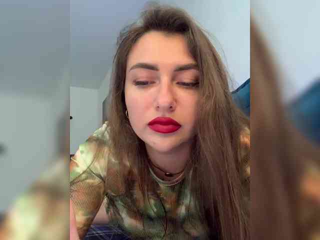 WILDGIRL webcam