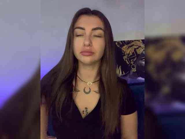 WILDGIRL webcam