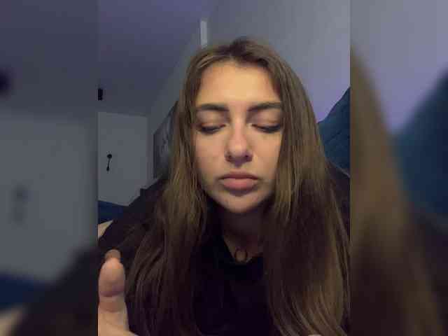 WILDGIRL webcam