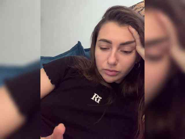 WILDGIRL webcam