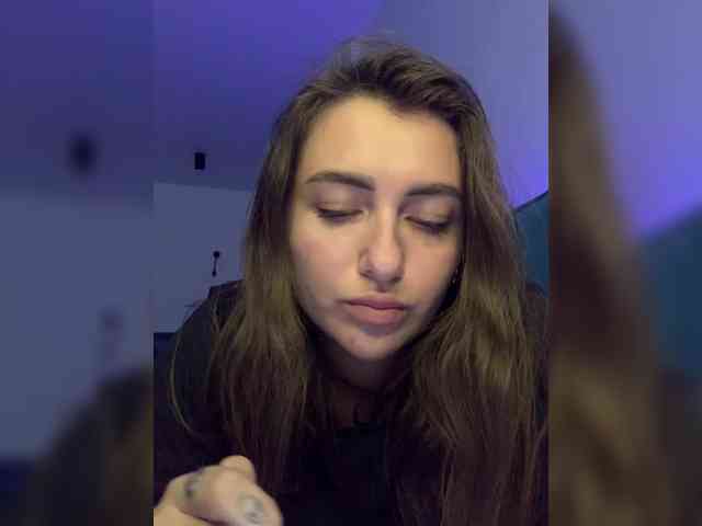 WILDGIRL webcam