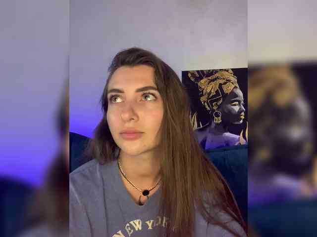 WILDGIRL webcam