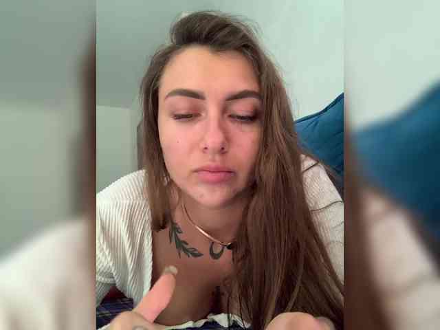 WILDGIRL webcam