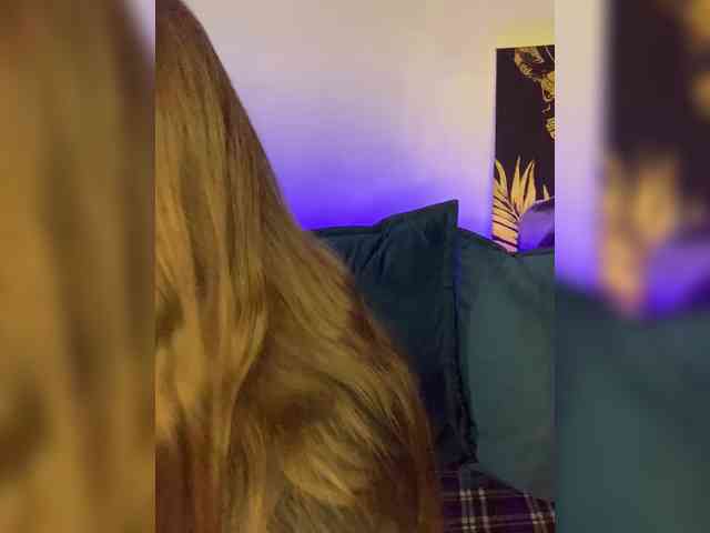 WILDGIRL webcam