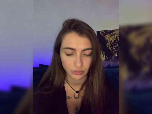WILDGIRL webcam