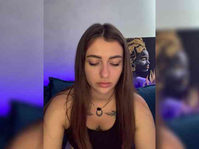 WILDGIRL webcam