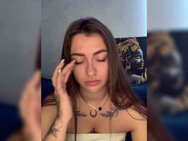 WILDGIRL webcam