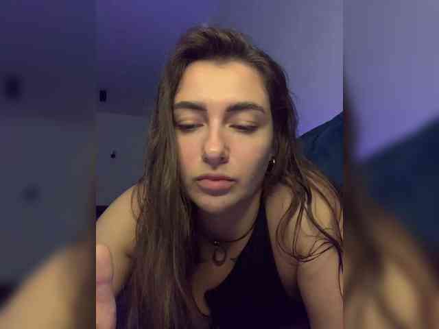 WILDGIRL webcam