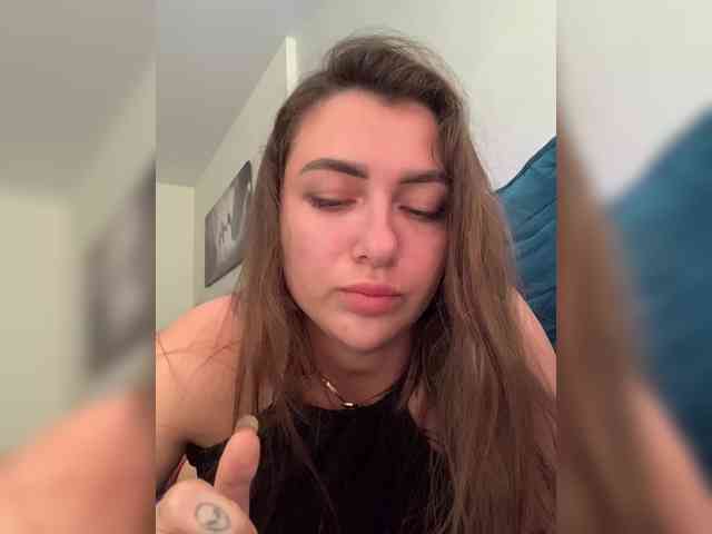 WILDGIRL webcam