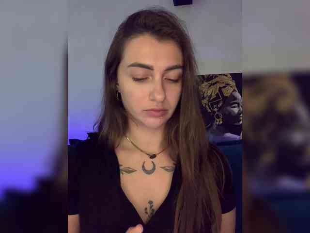 WILDGIRL webcam