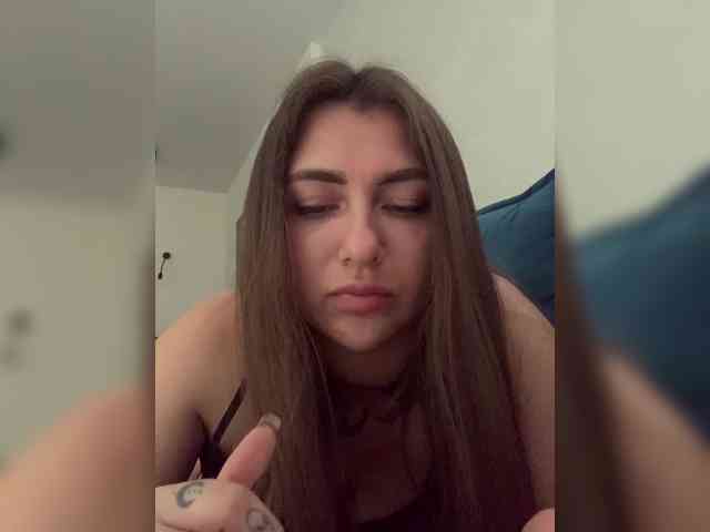 WILDGIRL webcam
