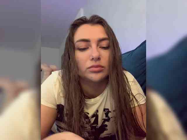 WILDGIRL webcam