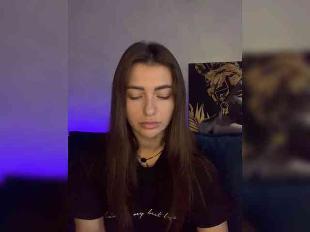 WILDGIRL webcam