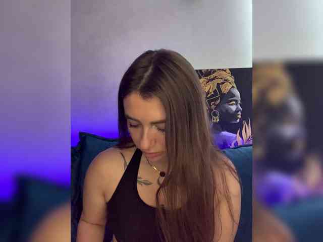 WILDGIRL webcam