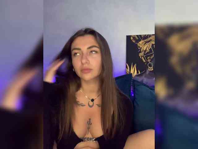 WILDGIRL webcam