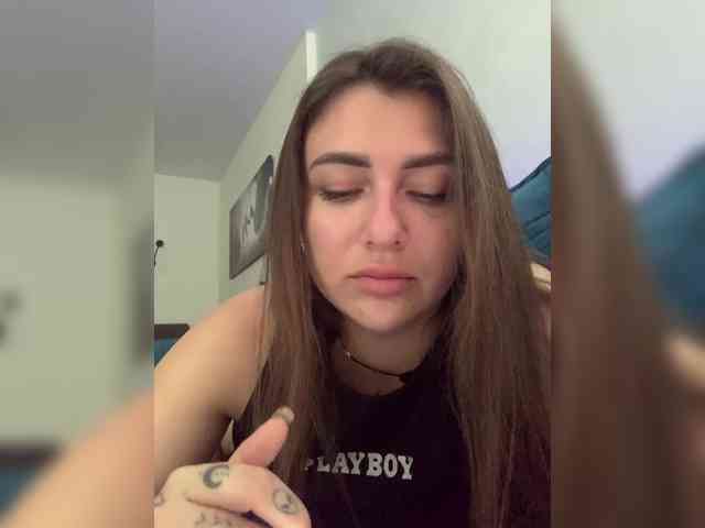 WILDGIRL webcam