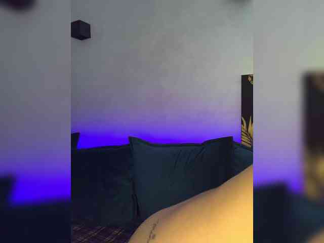 WILDGIRL webcam