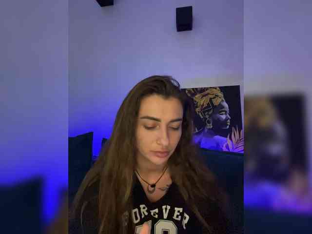 WILDGIRL Live Webcam on BongaCams