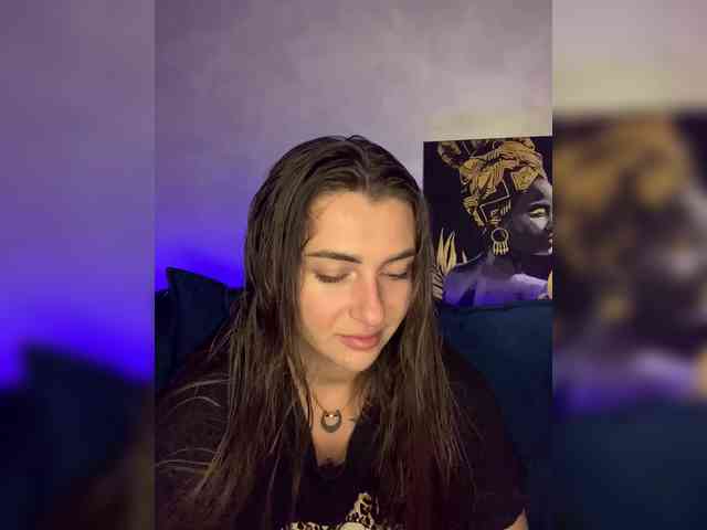 WILDGIRL webcam
