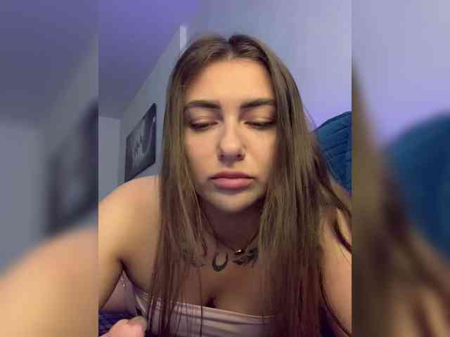 WILDGIRL webcam