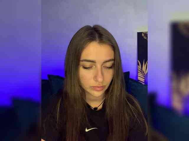 WILDGIRL webcam