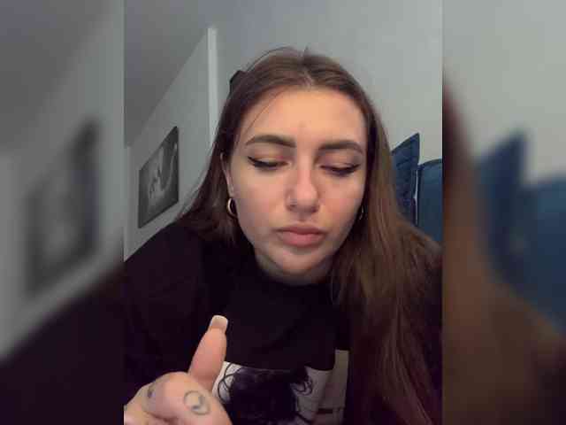 WILDGIRL webcam