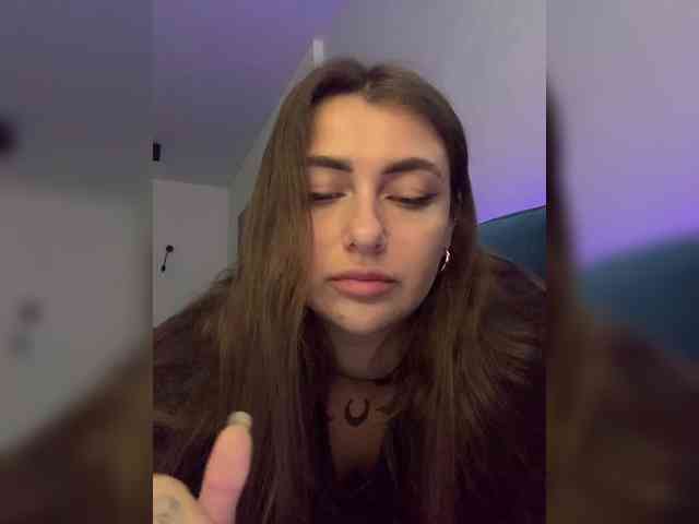WILDGIRL Live Webcam on BongaCams